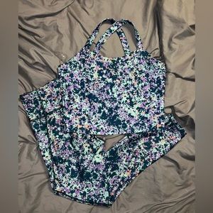 Marika Women’s leggings & crop tank size medium